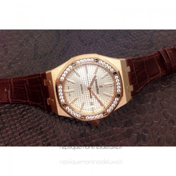 Replik-Uhr Audemars Piguet Royal Oak 15400 Roségold Diamanten WeiBes Zifferblatt