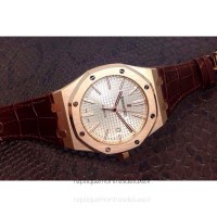 Replik-Uhr Audemars Piguet Royal Oak 15400 Roségold WeiBes Zifferblatt