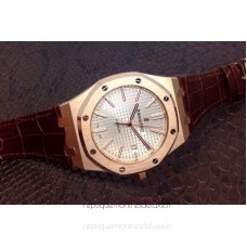 Replik-Uhr Audemars Piguet Royal Oak 15400 Roségold WeiBes Zifferblatt