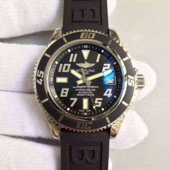 Replika Breitling Superocean 42 A1736402/BA32 in Edelstahl mit schwarzem Display