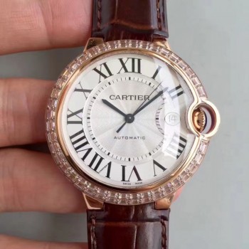 Replik-Uhr Cartier Ballon Bleu 42MM W6900651 Roségold & Diamanten WeiBes Zifferblatt