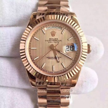 Replik-Uhr Rolex Day-Date 40 228235 40MM Roségold Gold Streifen-Zifferblatt